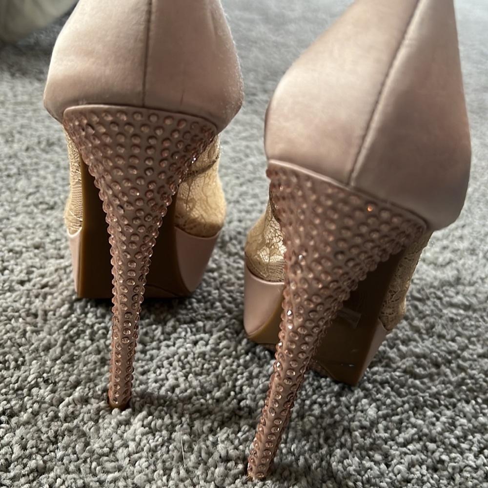 Heels - image 2